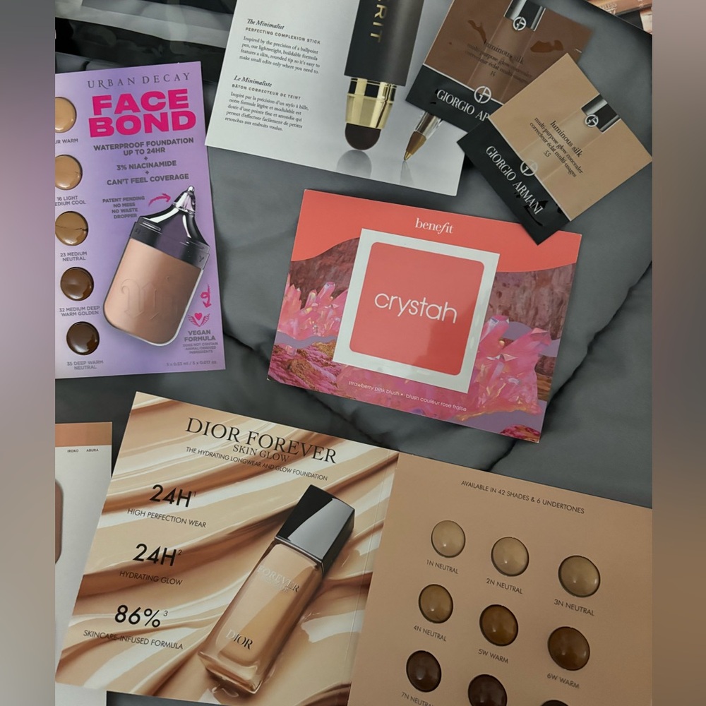 NWT high end sample bundle ! - Picture 3 of 6